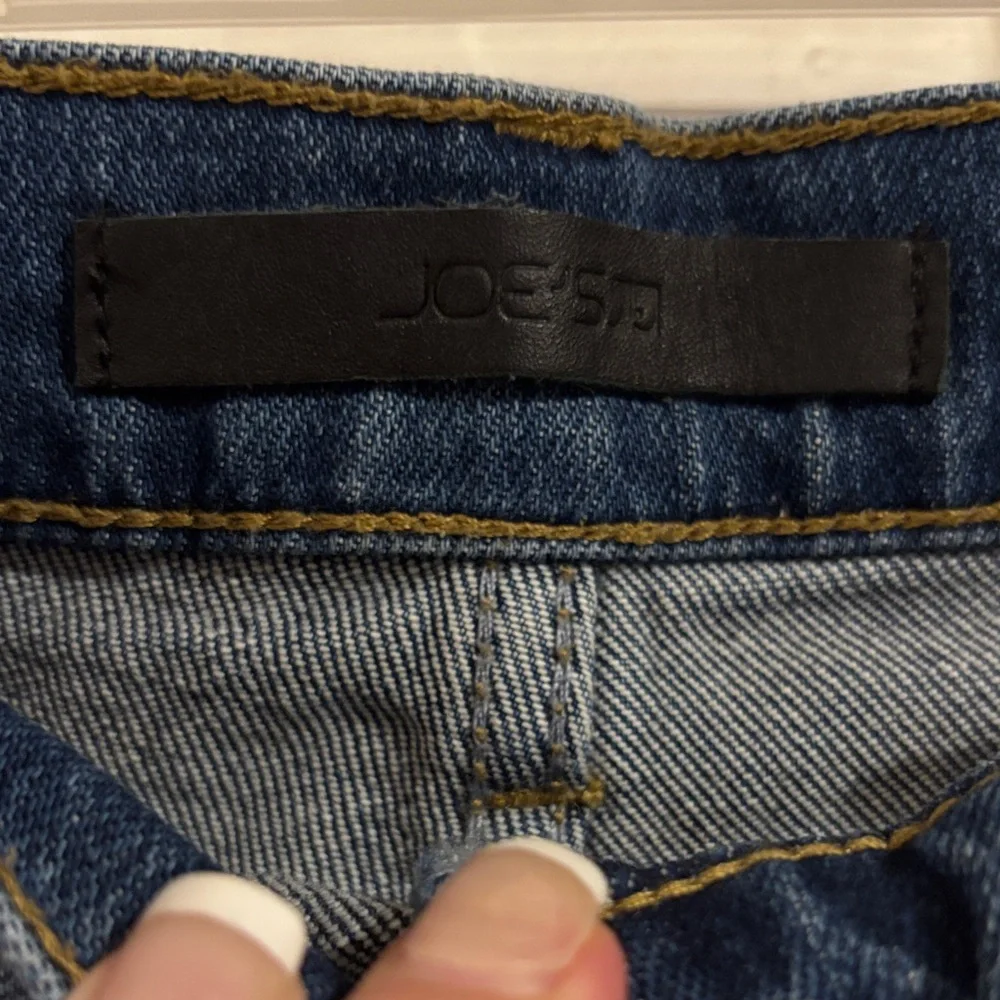 Joe's Jeans The Ozzie Distressed Blue Jean‎ Shorts size 26 - Picture 2 of 6